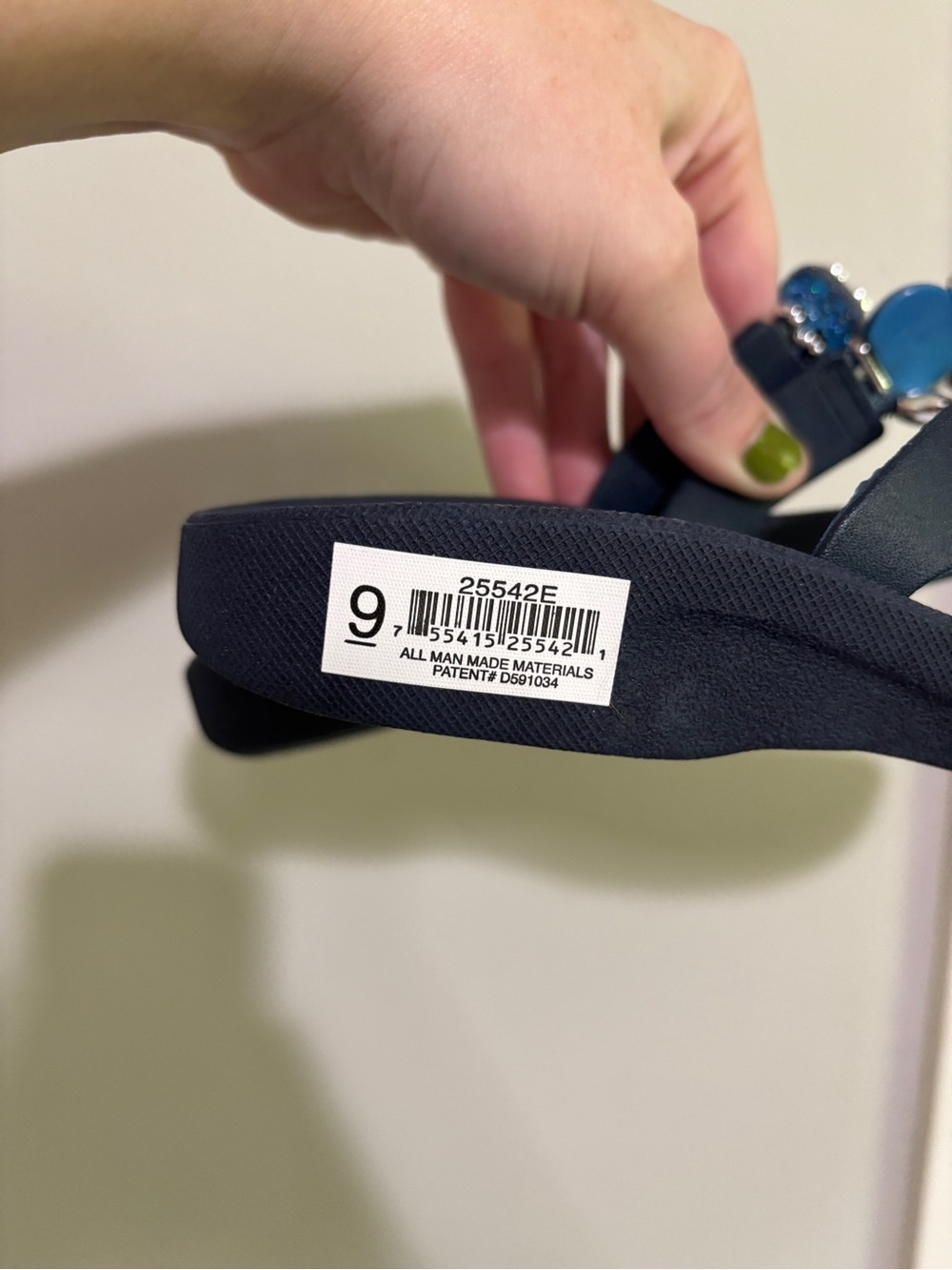 Grandco Sandals Navy Beaded Thong Sandals NWT 9 - Picture 4 of 6